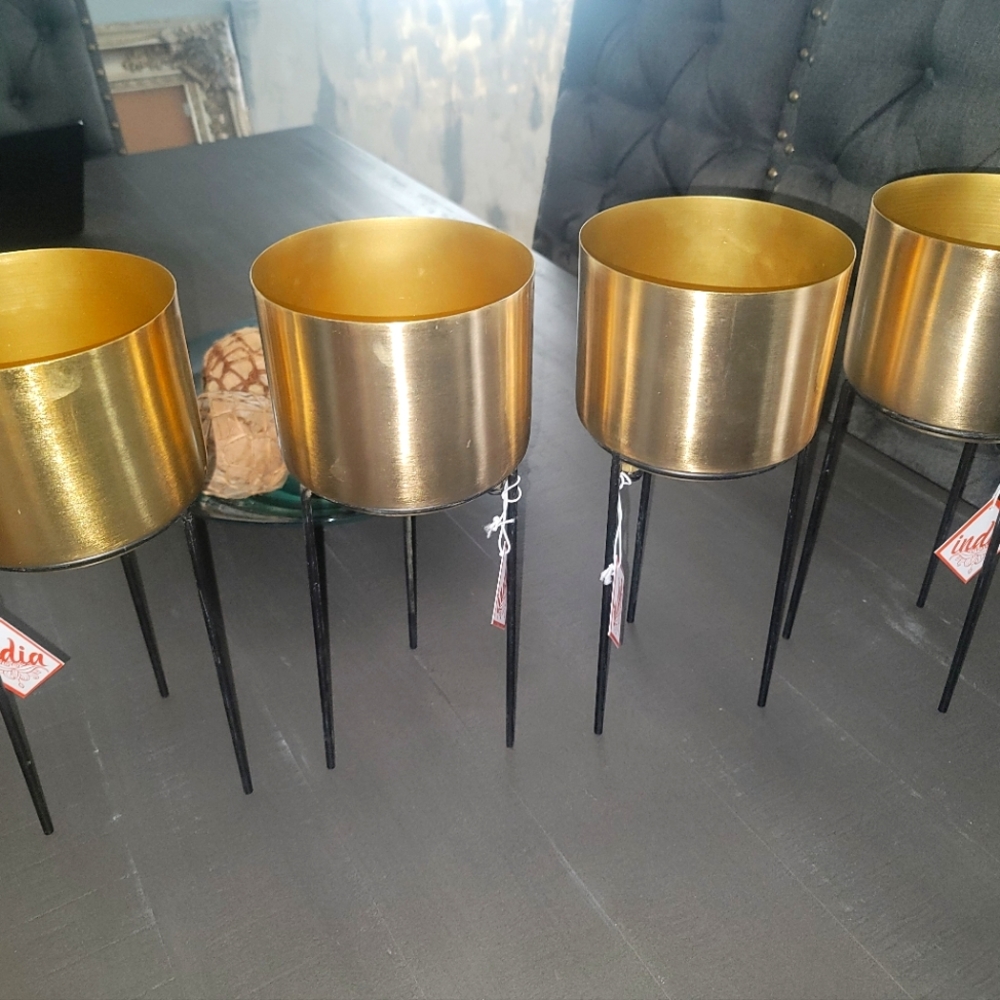 Plant pot